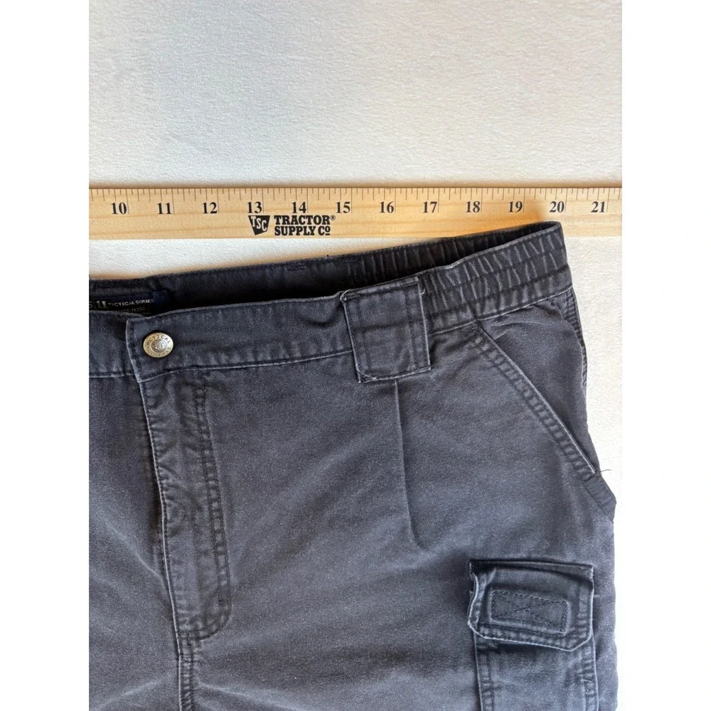 5.11 Tactical Series Mens Cargo Pants Size 40/30‎ Black Cotton Workwear